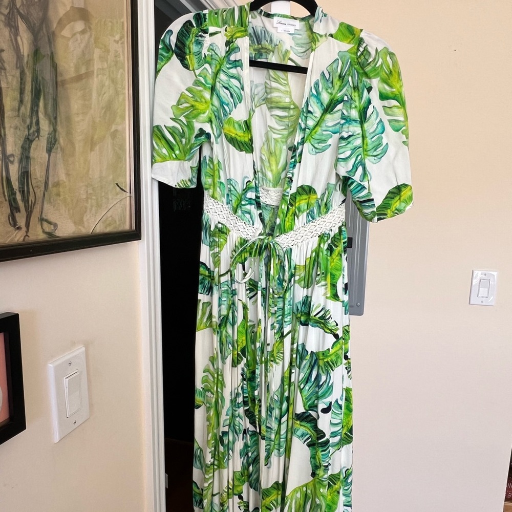 Lovers and Friends Tropical Leaf Cover-up/ caftan- small